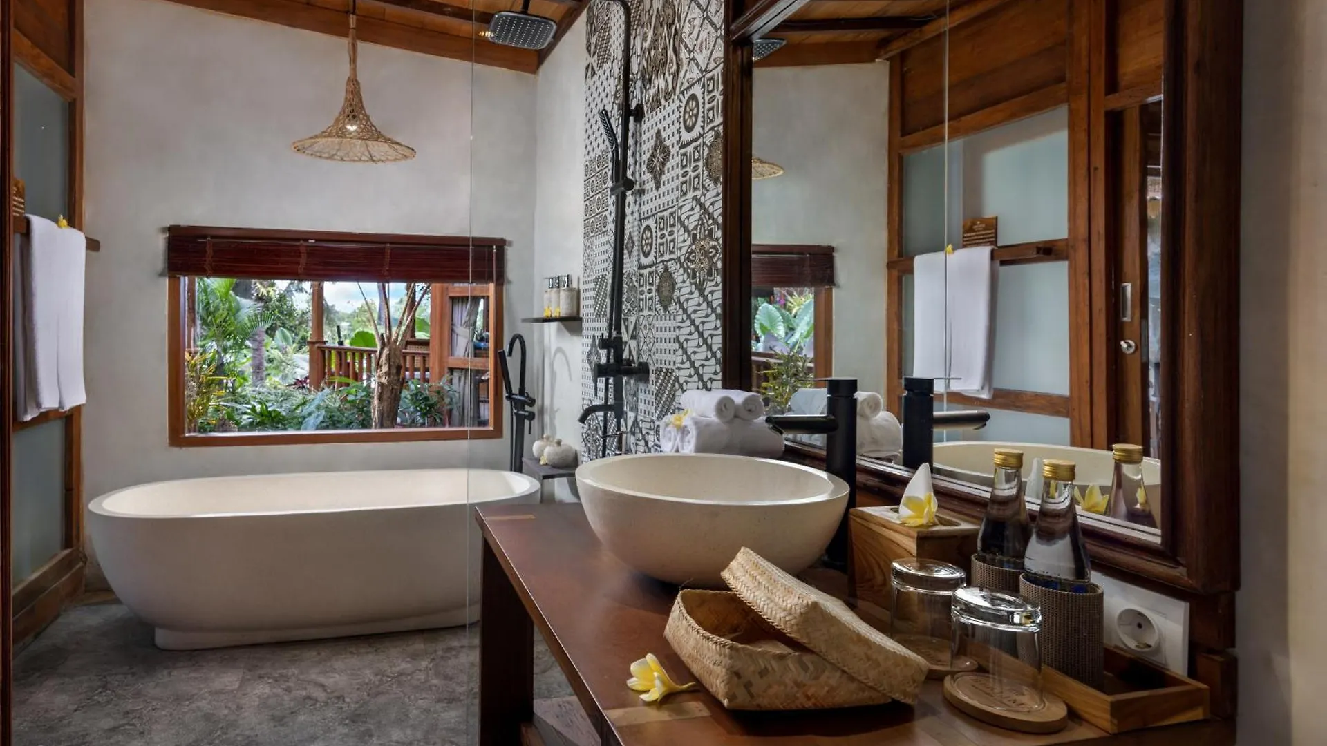Berlima Wooden Lodge By Pramana Villas Ubud