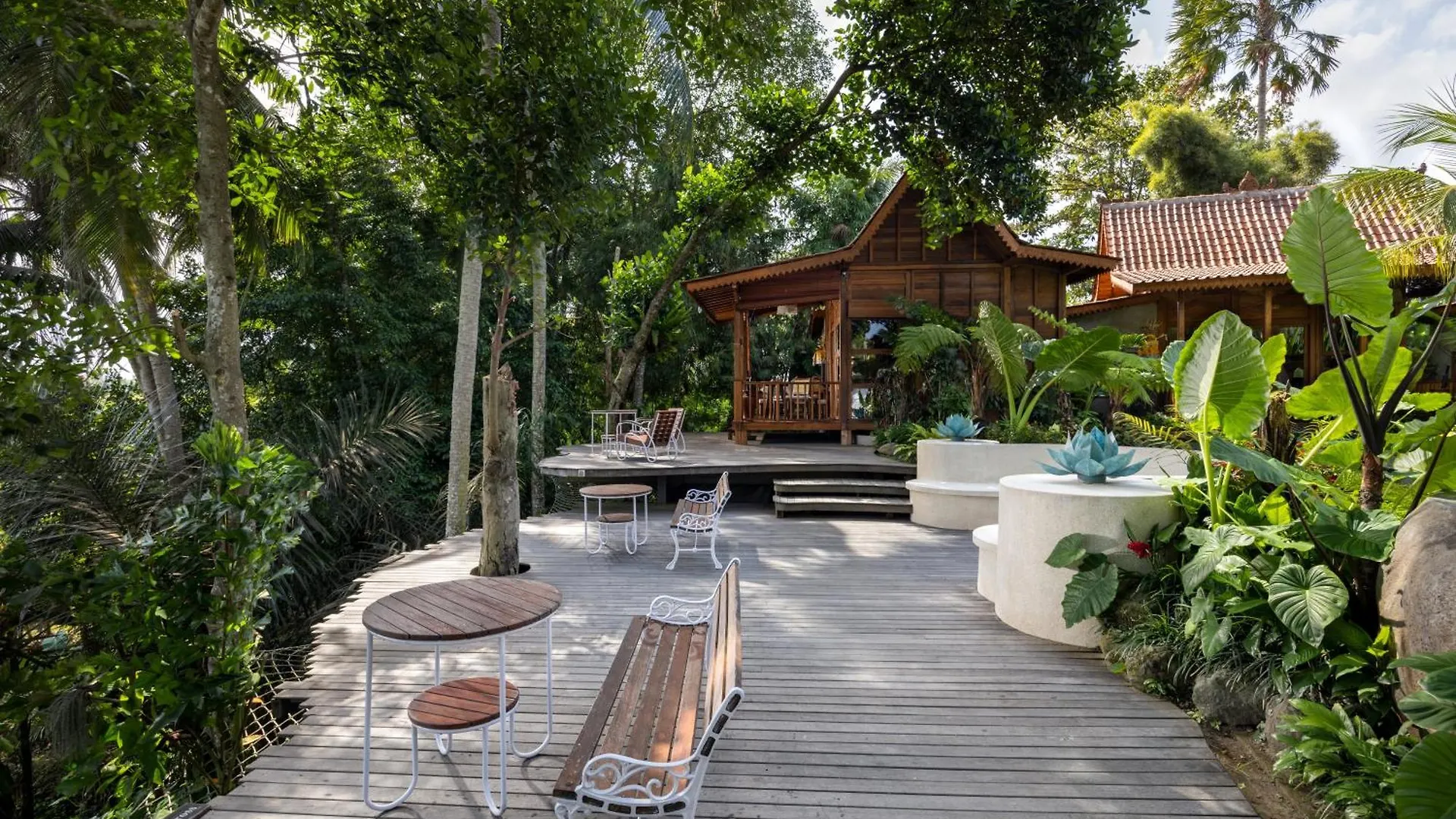 Berlima Wooden Lodge By Pramana Villas Ubud